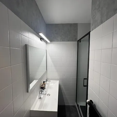 En Duin Apartment *